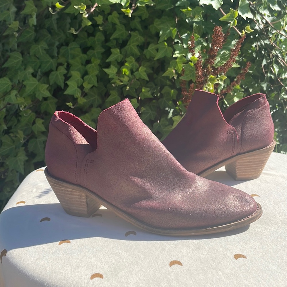 Red Boots (booties)